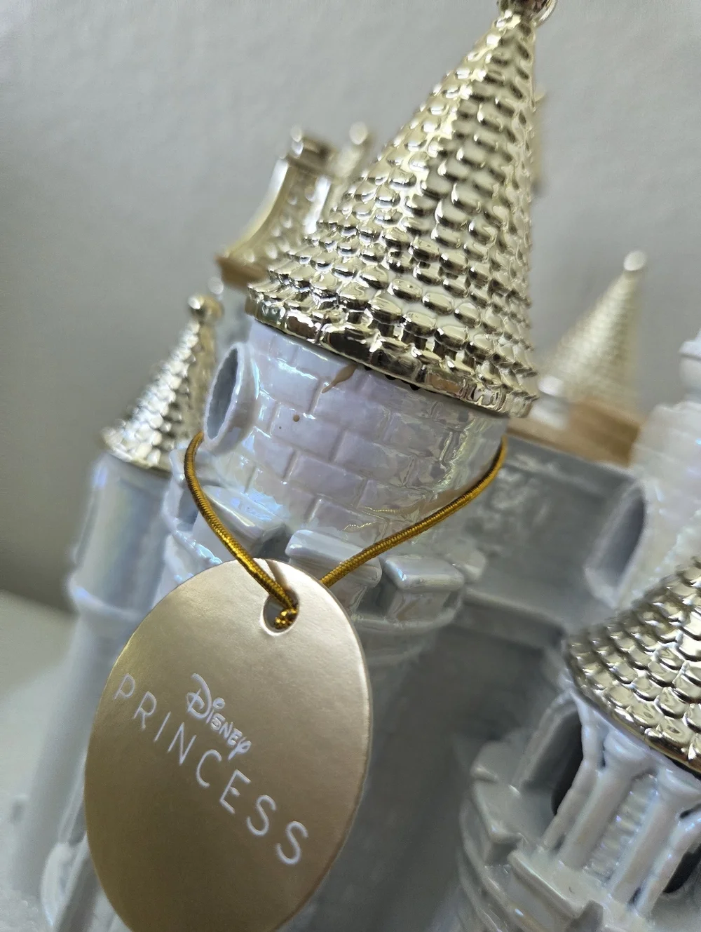 NEW Bath & Body Works DISNEY PRINCESS 2 COLLECTION Light-Up Castle 3-Wick Candle - Picture 12 of 16